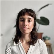 Educadora y licenciada en psicología. Con 10 años de experiencia acompañando a niños en su desarrollo personal y educativo.
